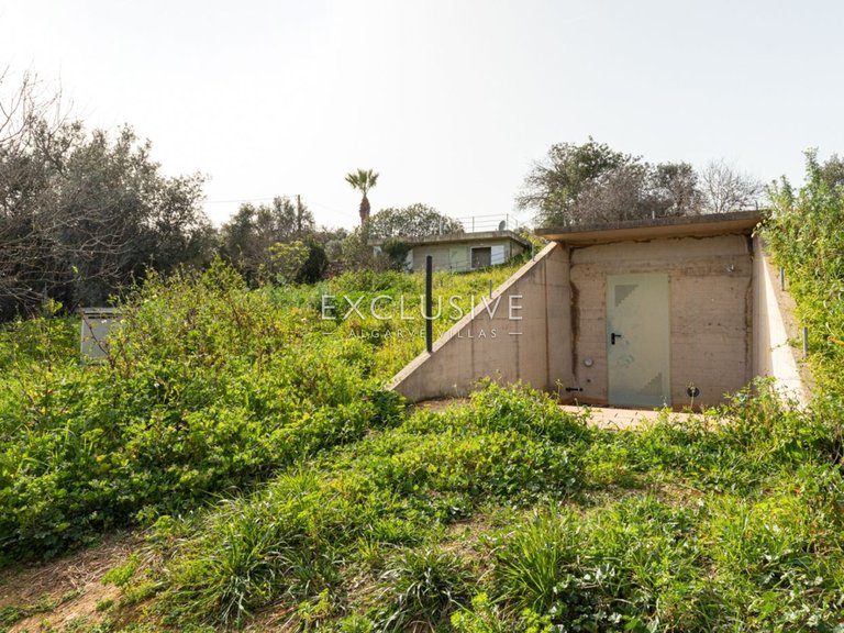 Villa for Sale in PortimÃo, Algarve 25