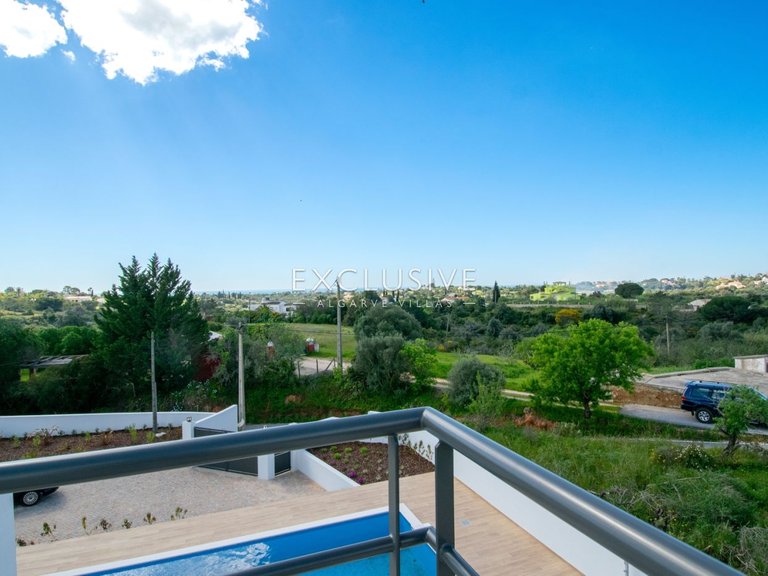 Villa for Sale in Carvoeiro, Algarve 25