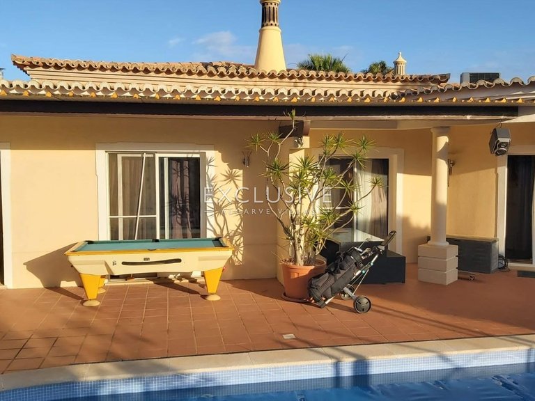 Villa for Sale in Carvoeiro, Algarve 30