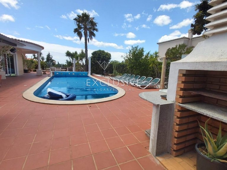 Villa for Sale in Carvoeiro, Algarve 27