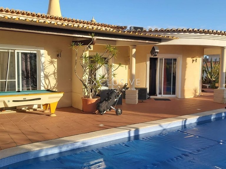 Villa for Sale in Carvoeiro, Algarve 28