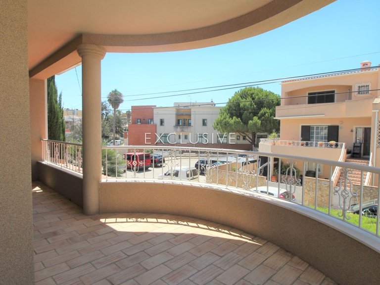 Villa for Sale in Lagos, Algarve 30