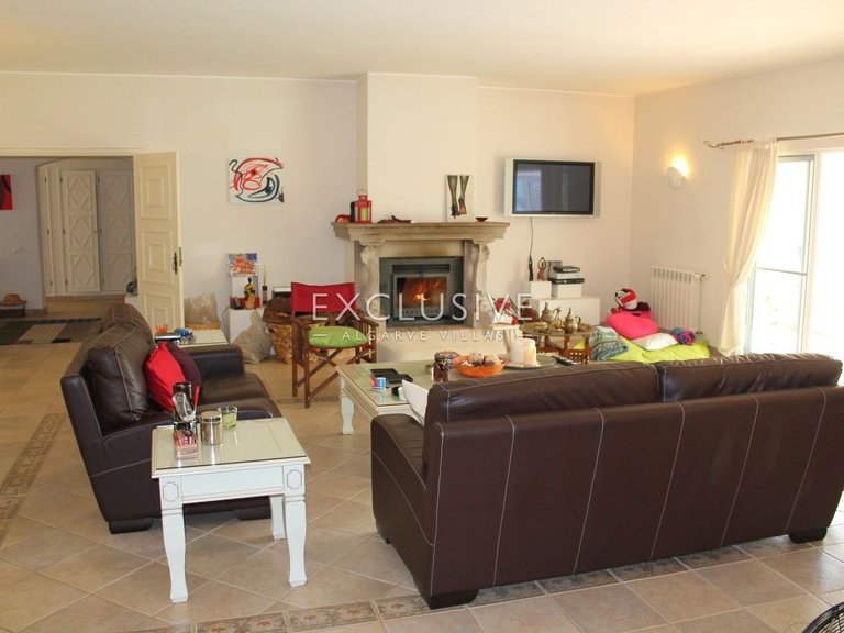 Villa for Sale in PortimÃo, Algarve 23