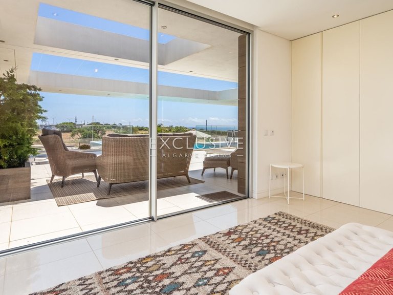 Villa for Sale in Lagos, Algarve 14