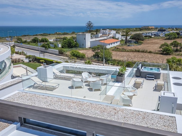 Villa for Sale in Lagos, Algarve 22