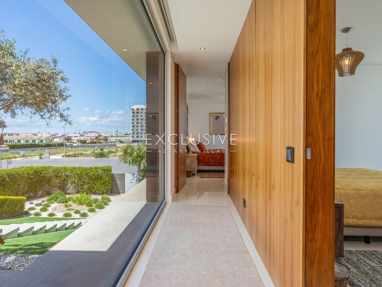 Villa for Sale in Lagos, Algarve 7