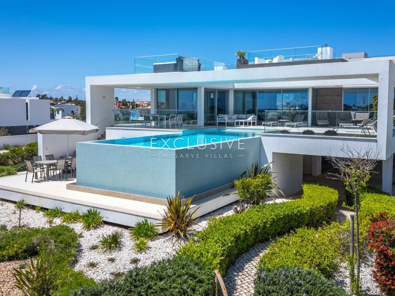 Villa for Sale in Lagos, Algarve 23