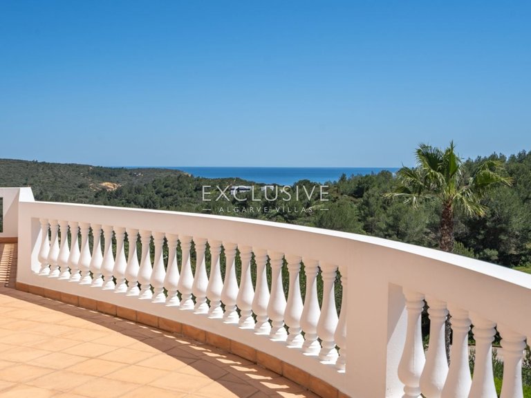 Villa for Sale in Praia Da Luz, Algarve 20