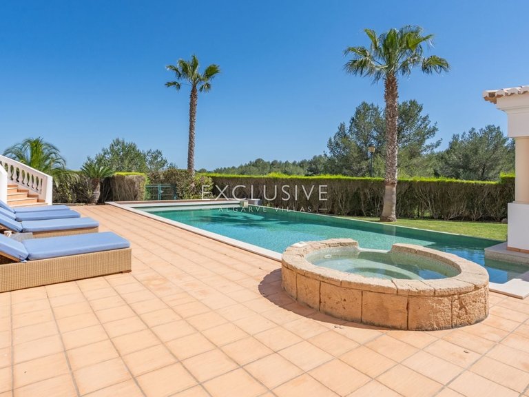 Villa for Sale in Praia Da Luz, Algarve 23