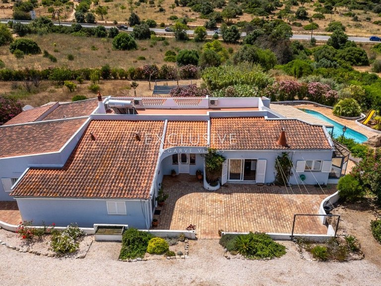 Villa for Sale in Praia Da Luz, Algarve 42