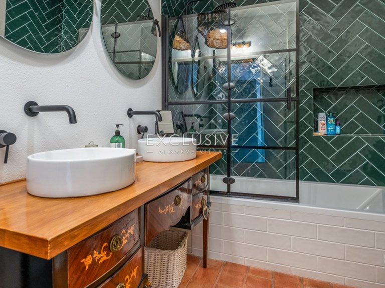 Villa for Sale in Praia Da Luz, Algarve 35