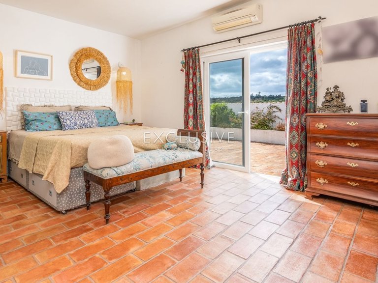 Villa for Sale in Praia Da Luz, Algarve 34