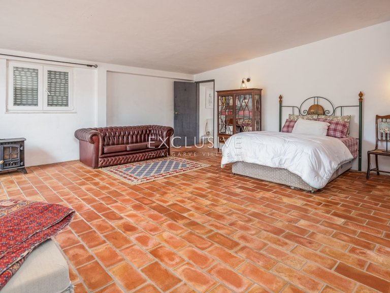 Villa for Sale in Praia Da Luz, Algarve 29