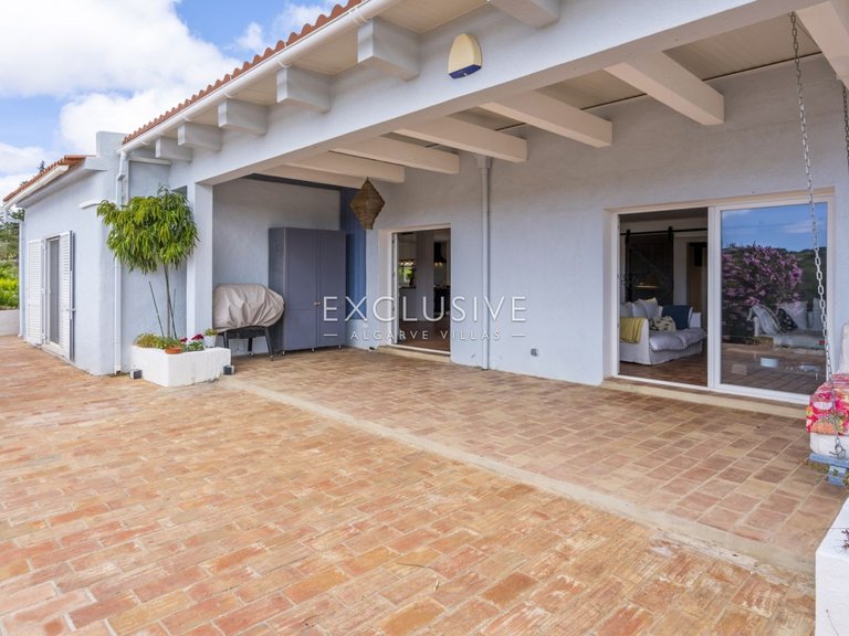 Villa for Sale in Praia Da Luz, Algarve 24