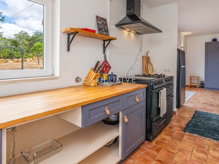 Villa for Sale in Praia Da Luz, Algarve 22