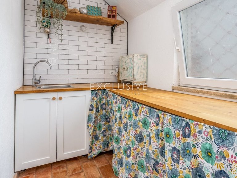 Villa for Sale in Praia Da Luz, Algarve 23