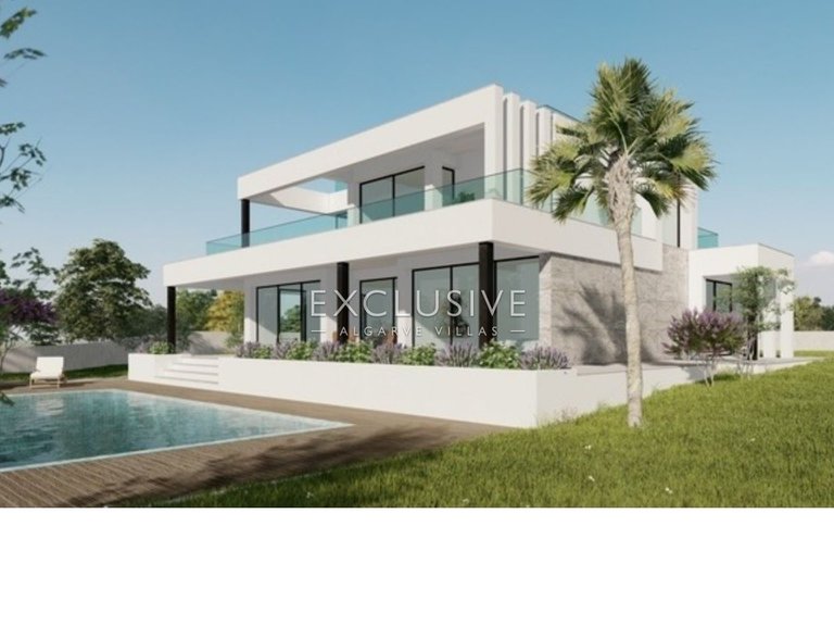 Villa for Sale in Carvoeiro, Algarve 7