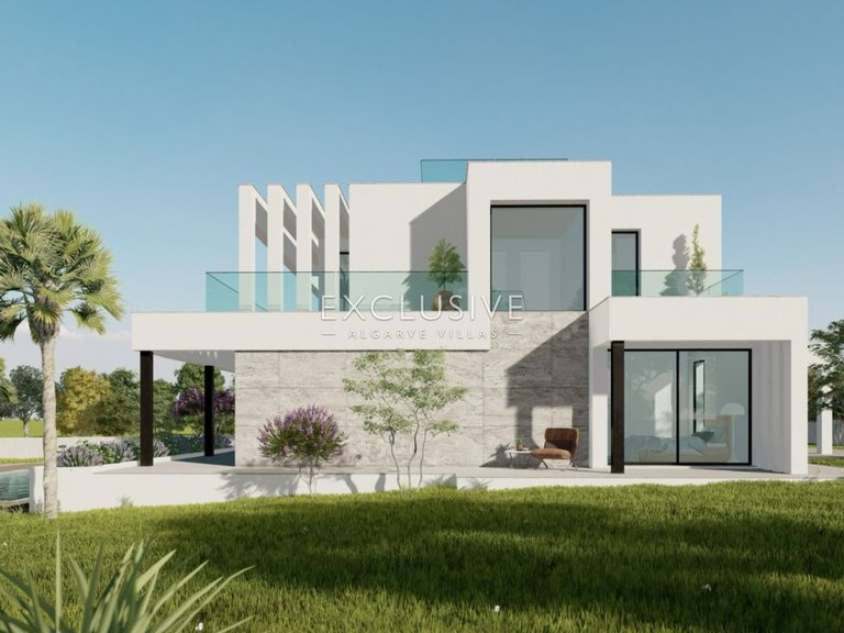 Villa for Sale in Carvoeiro, Algarve 4