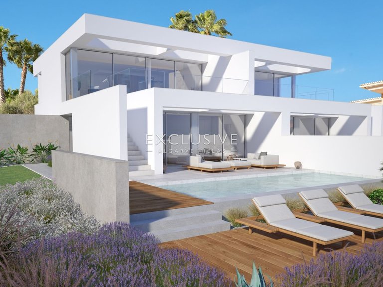 Villa for Sale in Praia Da Luz, Algarve 8