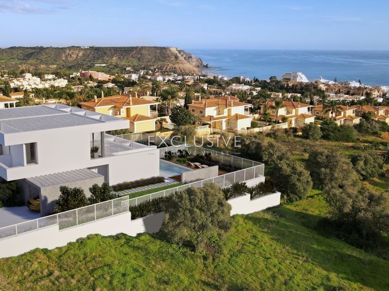 Villa for Sale in Praia Da Luz, Algarve 19