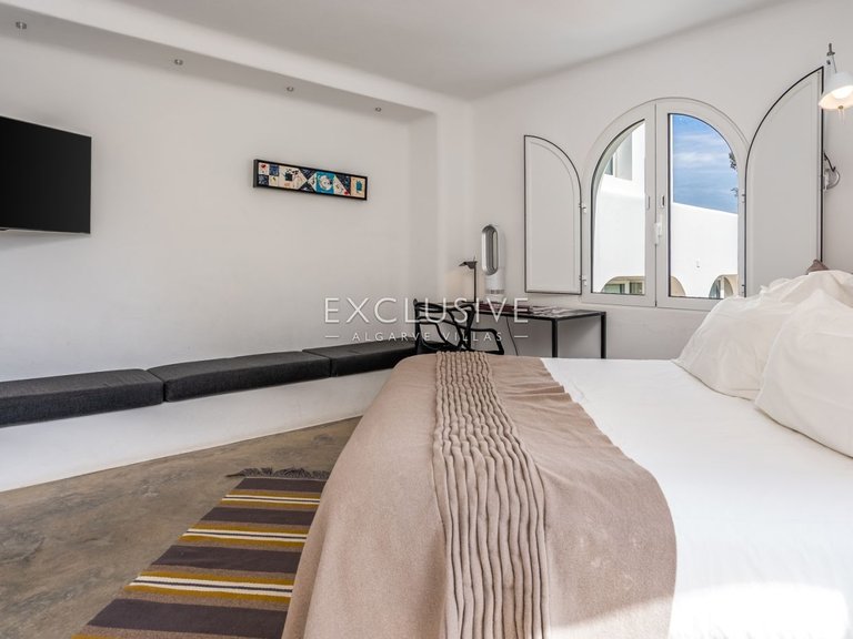 Villa for Sale in Lagos, Algarve 33