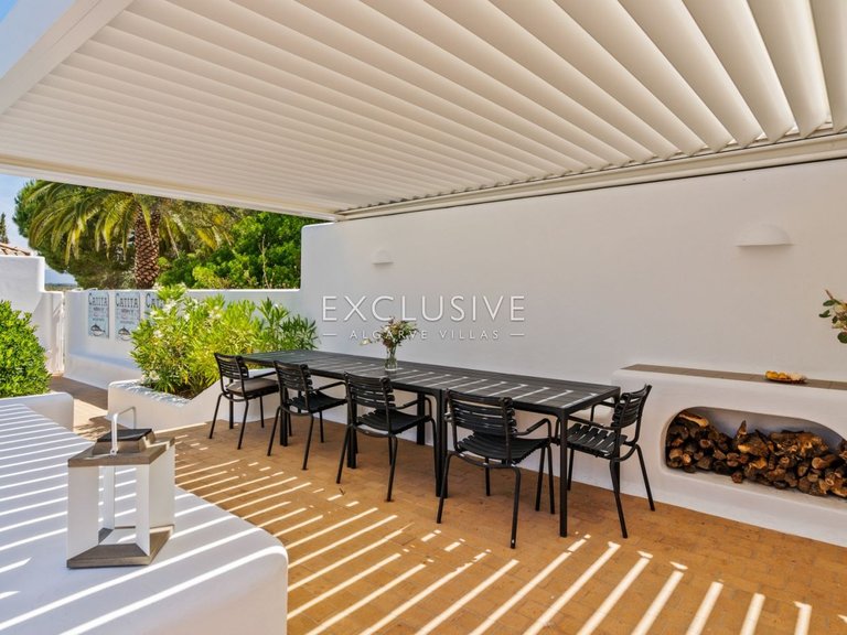 Villa for Sale in Lagos, Algarve 19