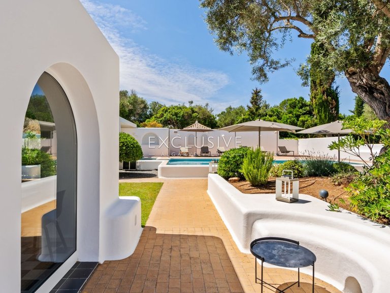 Villa for Sale in Lagos, Algarve 10