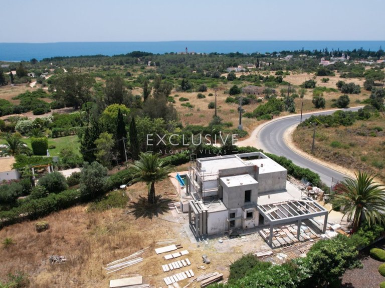 Villa for Sale in Carvoeiro, Algarve 29