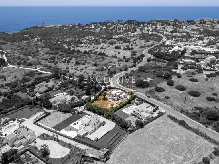 Villa for Sale in Carvoeiro, Algarve 27