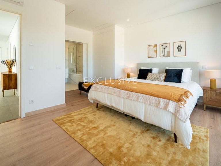 Villa for Sale in Almancil, Algarve 19