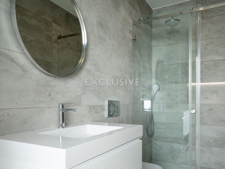 Villa for Sale in Almancil, Algarve 18