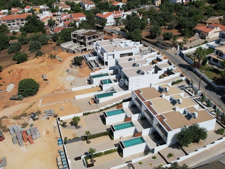 Villa for Sale in Almancil, Algarve 27