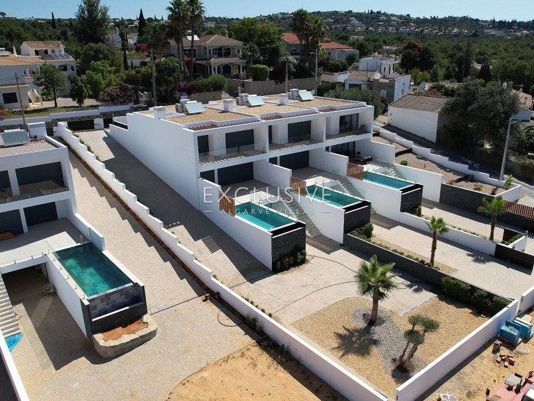 Villa for Sale in Almancil, Algarve 28