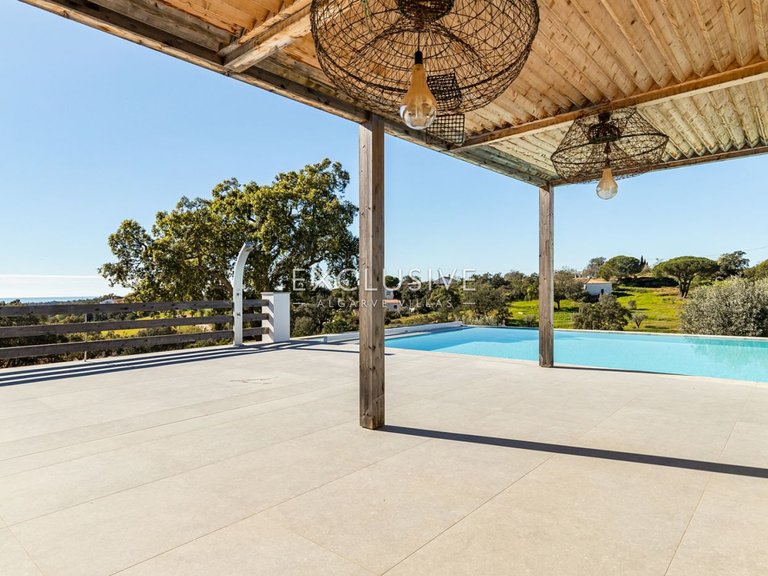 Villa for Sale in Porches, Algarve 28