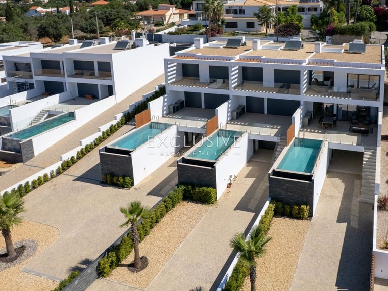 Villa for Sale in Almancil, Algarve 2