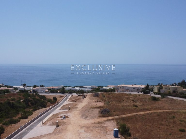 Plot for Sale in Praia Da Luz, Algarve 1