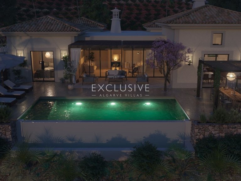 Villa for Sale in Carvoeiro, Algarve 22