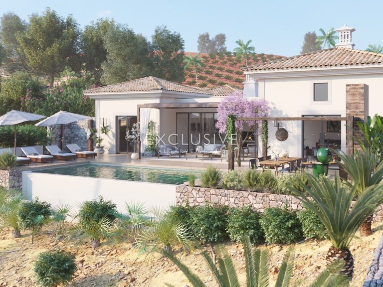 Villa for Sale in Carvoeiro, Algarve 6