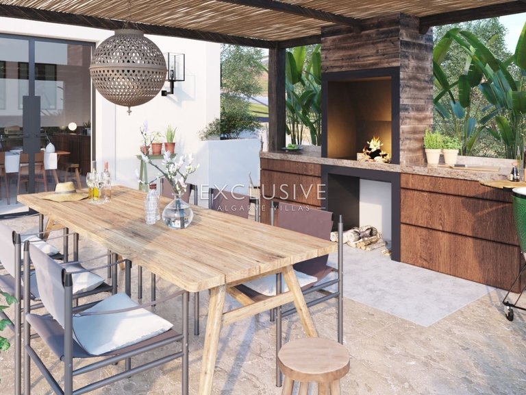 Villa for Sale in Carvoeiro, Algarve 10