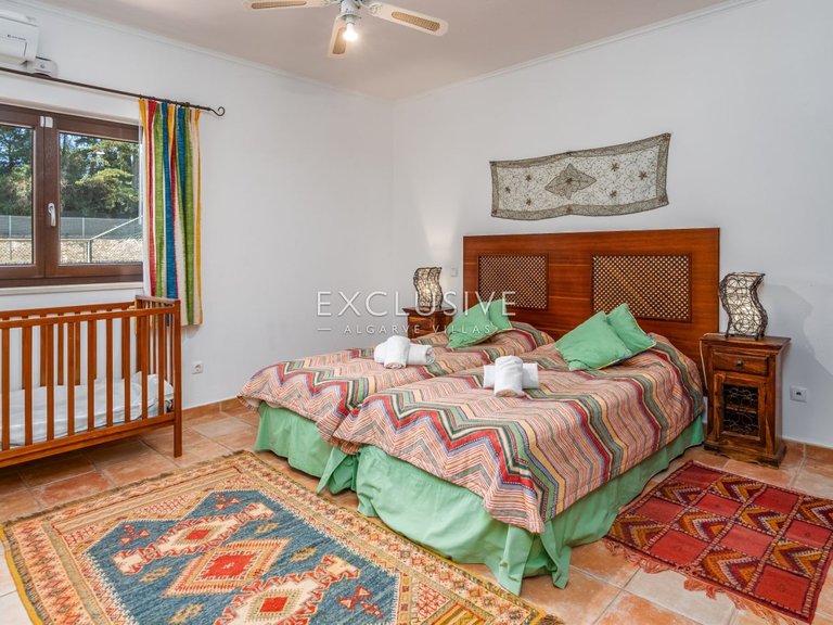 Villa for Sale in Carvoeiro, Algarve 24