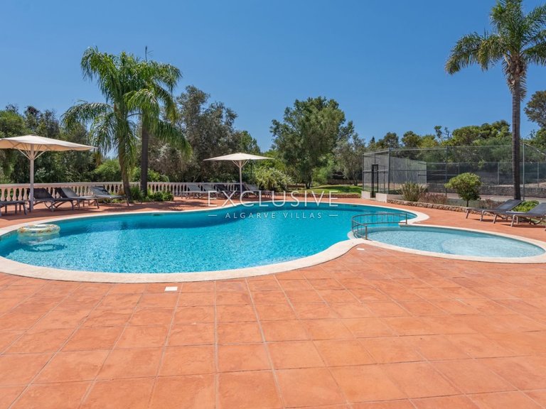 Villa for Sale in Carvoeiro, Algarve 33