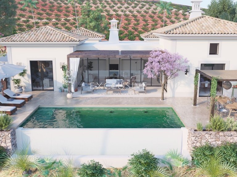 Villa for Sale in Carvoeiro, Algarve 23