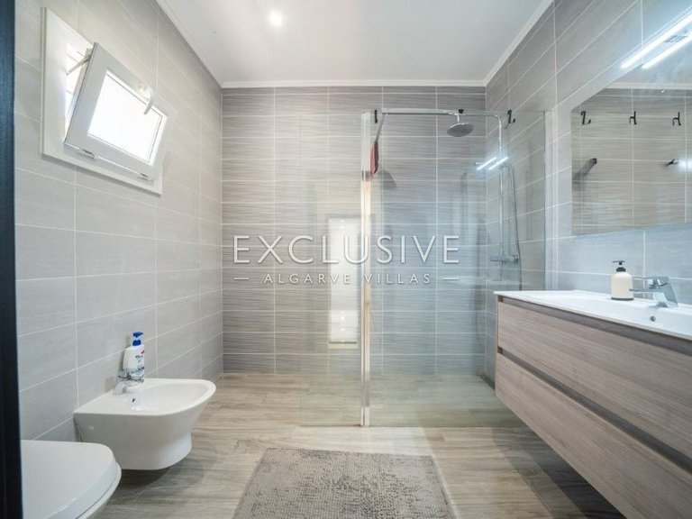Villa for Sale in Alvor, Algarve 24