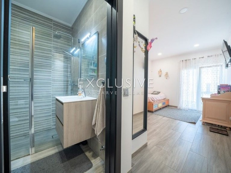 Villa for Sale in Alvor, Algarve 22