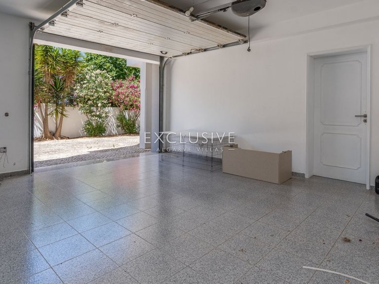 Villa for Sale in Lagos, Algarve 26