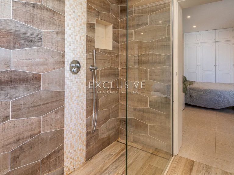 Villa for Sale in Lagos, Algarve 23