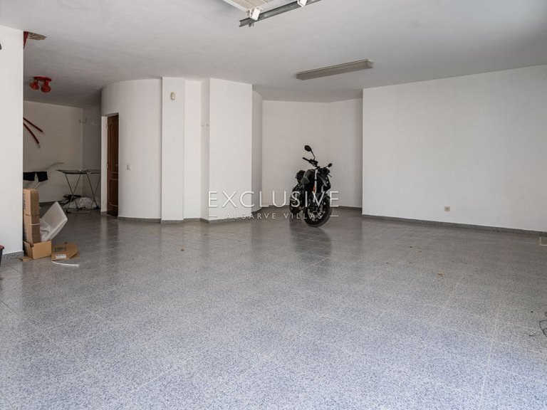 Villa for Sale in Lagos, Algarve 27