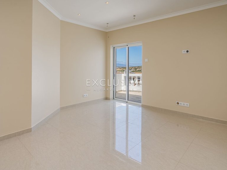 Villa for Sale in Lagos, Algarve 15