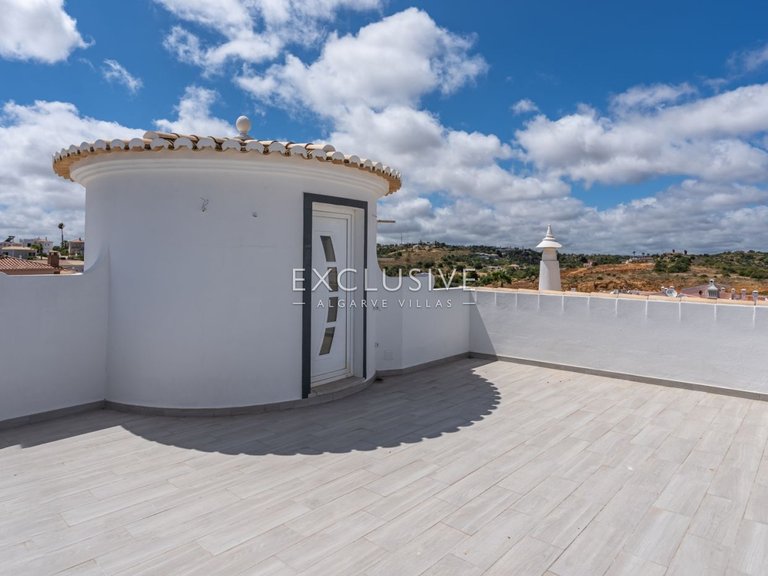 Villa for Sale in Lagos, Algarve 17