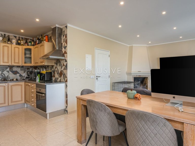 Villa for Sale in Lagos, Algarve 20